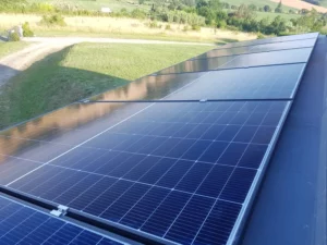 Panneaux solaires pour autonomie énergétique